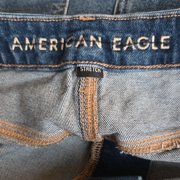 American Eagle Outfitters Curvy Mom Jeans - Picture 5 of 7